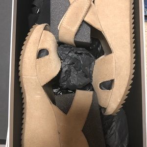 Pedro Garcia Fairly Wedge